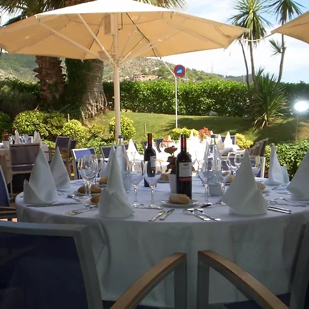 Estela Barcelona 4* Σίτζες