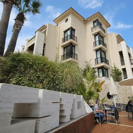 Estela Barcelona סיטגס