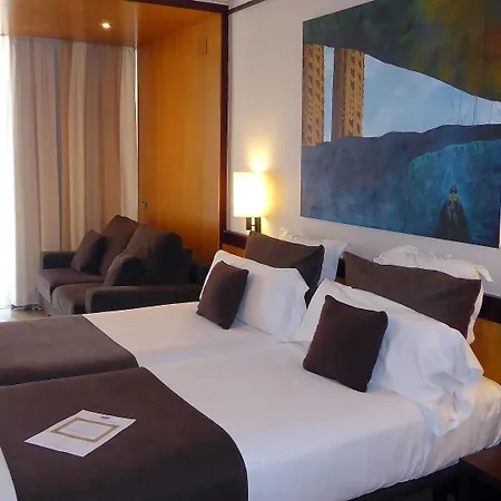 Estela Barcelona 4*