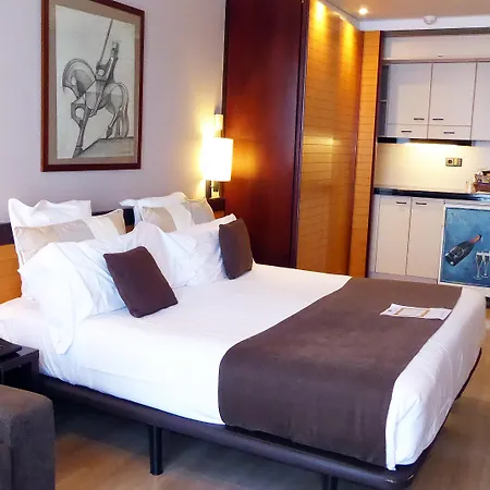 Estela Barcelona 4*