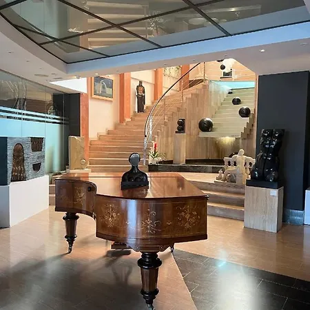Estela Barcelona 4*