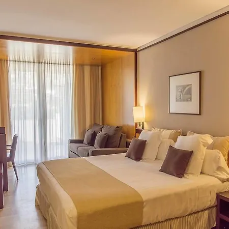 Estela Barcelona 4* 시체스