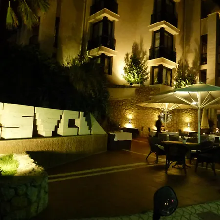 Estela Barcelona 4*