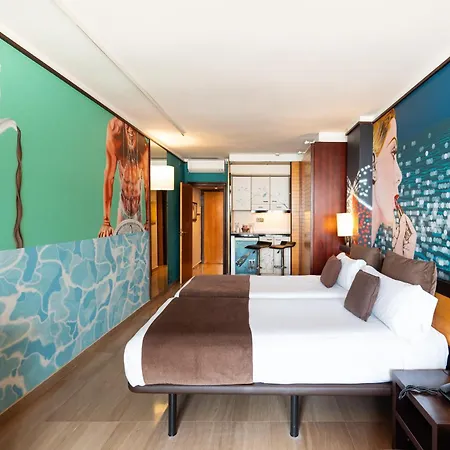 Estela Barcelona 4*