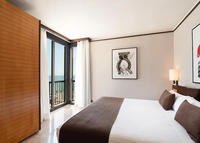 Estela Barcelona Hotel 4*