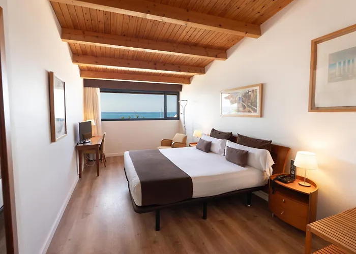 Estela Barcelona סיטגס