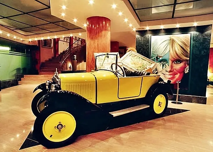 Estela Barcelona סיטגס