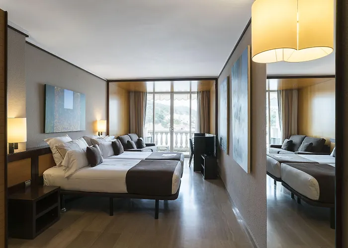 Estela Barcelona מלון