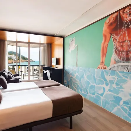 Estela Barcelona 4*